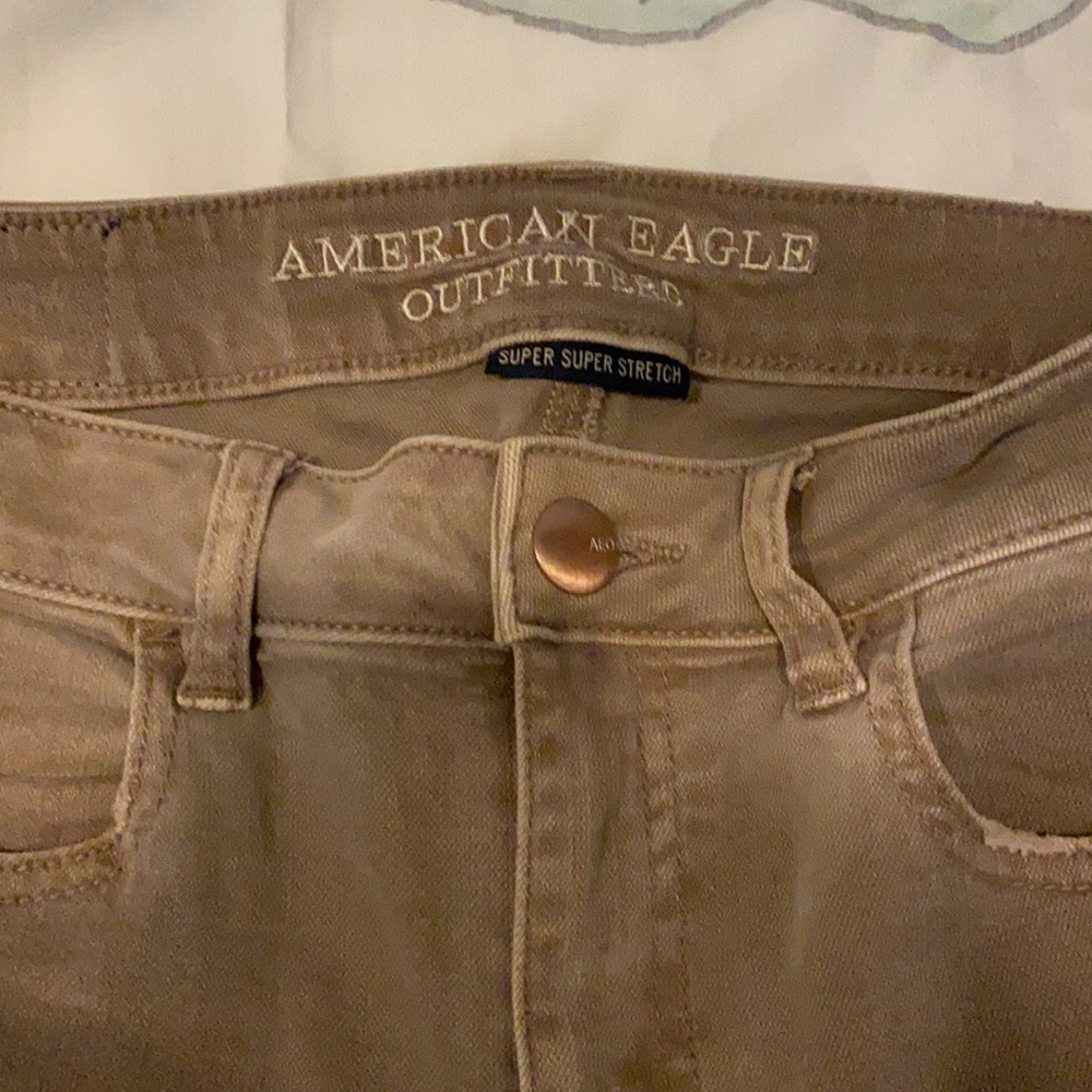 Distressed Jeans - Picture 2 of 5